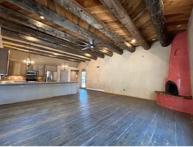 Building Photo - 3996 Agua Fria St