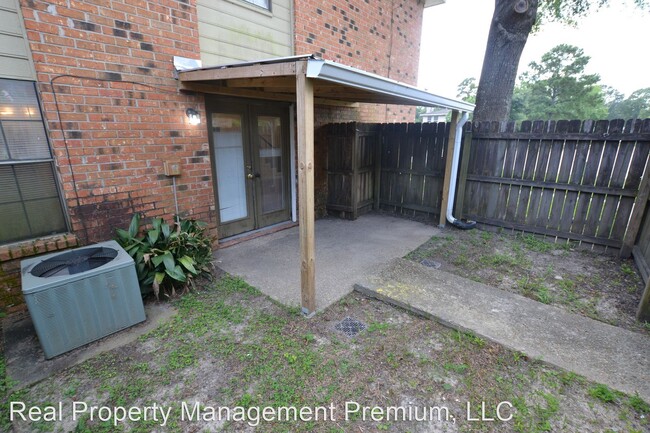 Foto del edificio - 3305 O'Neal Ln