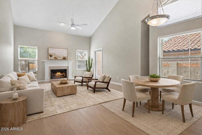 Foto del edificio - 10059 E Sheena Dr