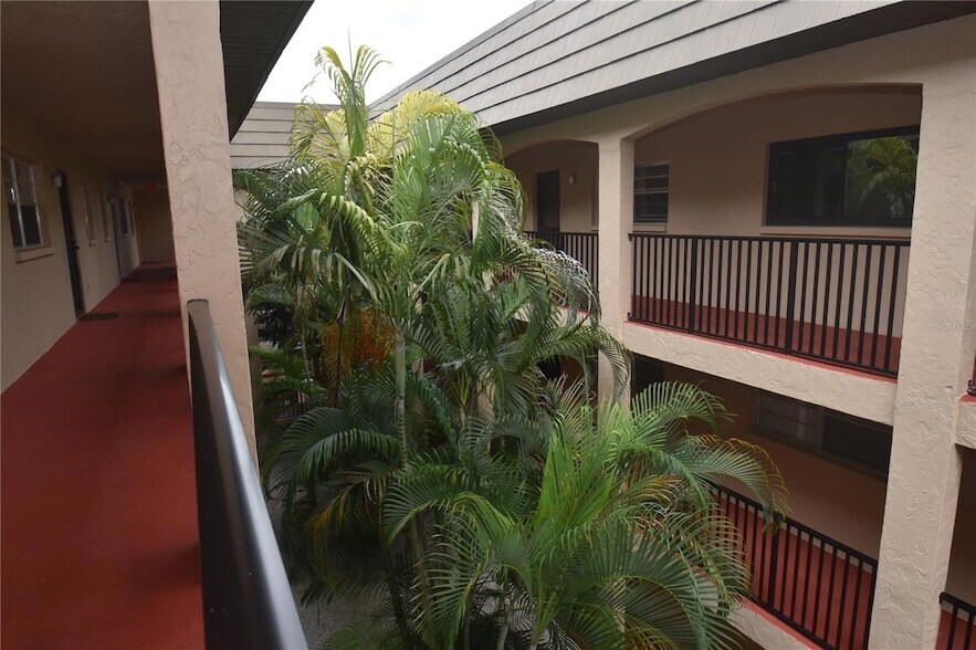 Foto principal - 3700 S Osprey Ave