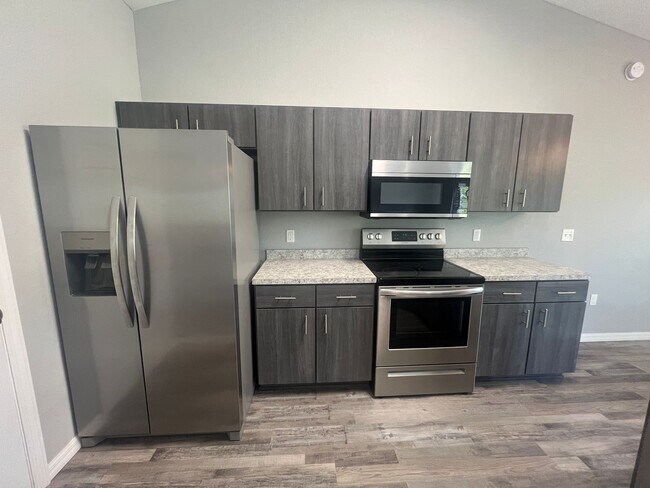 Foto del edificio - 4381 SW 159th St Rd