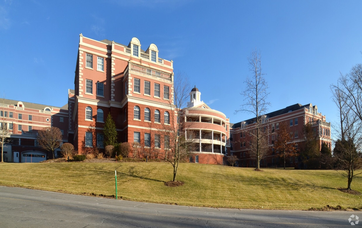 Primary Photo - 300 Theall Rd