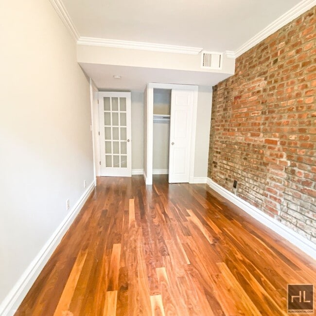 Building Photo - West 21st Street