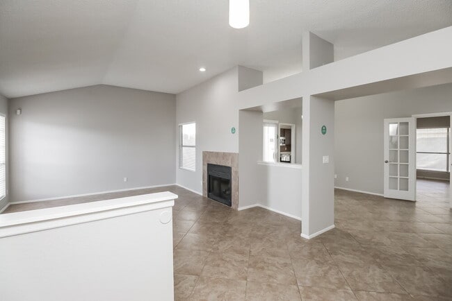 Foto del edificio - 7211 W Krall St