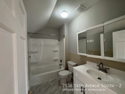 Foto del edificio - 2636 14th Ave S