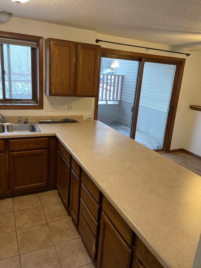 Building Photo - 509 Seminole Way