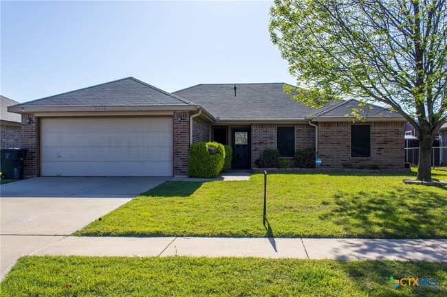 Foto del edificio - 4406 Bowles Dr