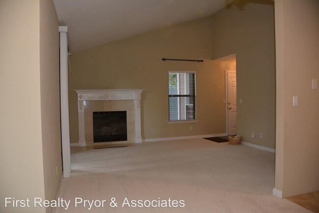 Building Photo - 3 br, 2 bath House - 2901 Winding Lane