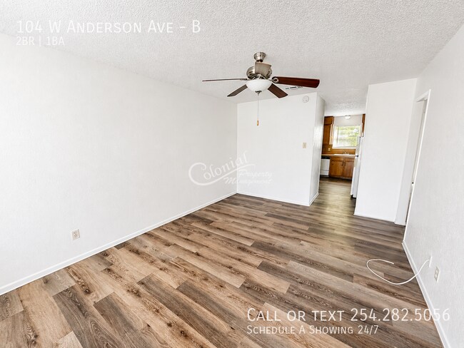 Foto del edificio - 104 W Anderson Ave