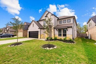 Building Photo - 5026 Lacebark Pne Trl
