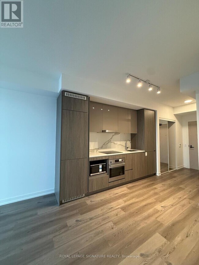 Photo du bâtiment - 28 Interchange Wy