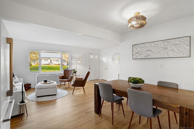 Foto del edificio - 132 Toll House Ln