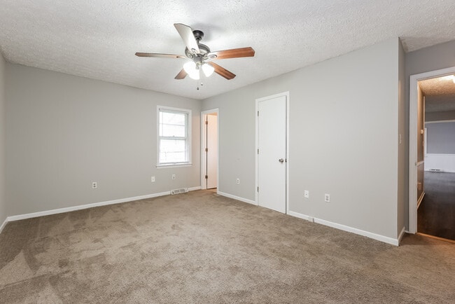 Foto del edificio - 202 Evergreen St