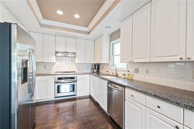 Building Photo - 2313 Attaway Walk