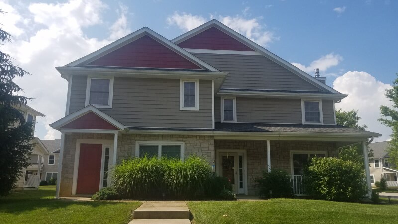 Foto principal - 2744 E Bressingham Gdn Wy