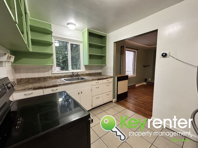 Building Photo - Charming 3 Bedroom Home for Rent in South ...