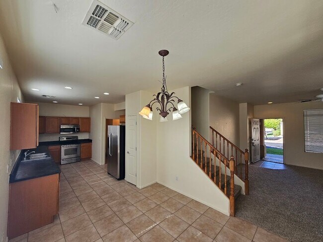 Foto del edificio - MCQUEEN & GERMAN GATED COMMUNITY 4 BED / 2...