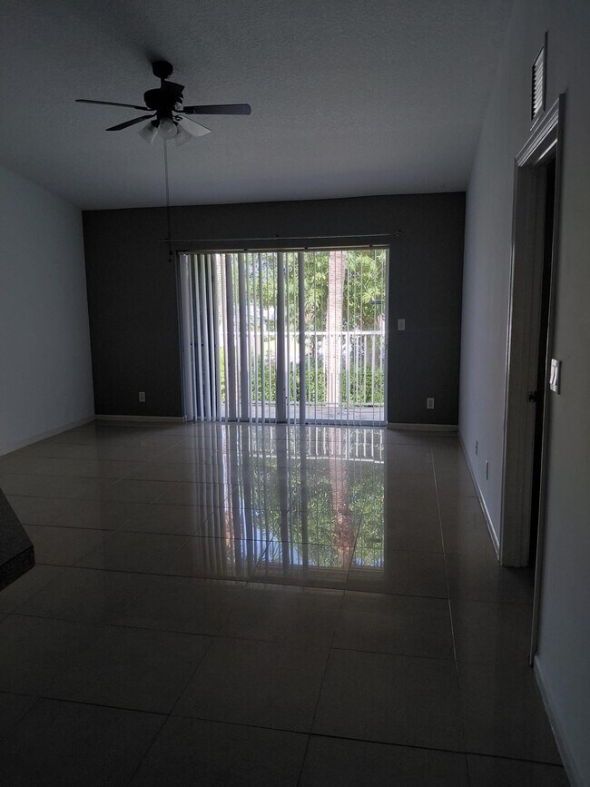 Foto del edificio - 4524 Oak Terrace Dr