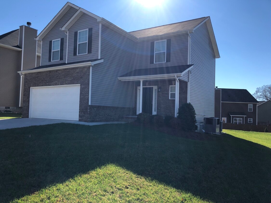 349 Caboose Ln, Maryville, TN 37804 House for Rent in Maryville, TN