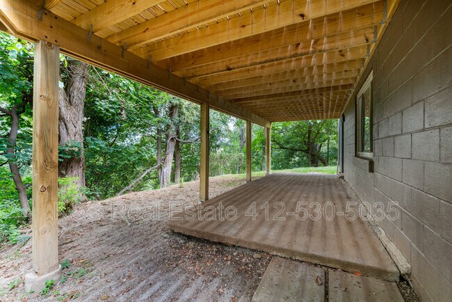 Foto del edificio - 318 McCutcheon Ln
