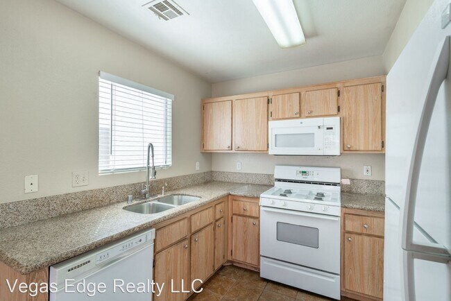 Building Photo - 3130 Meadow Flower Ave