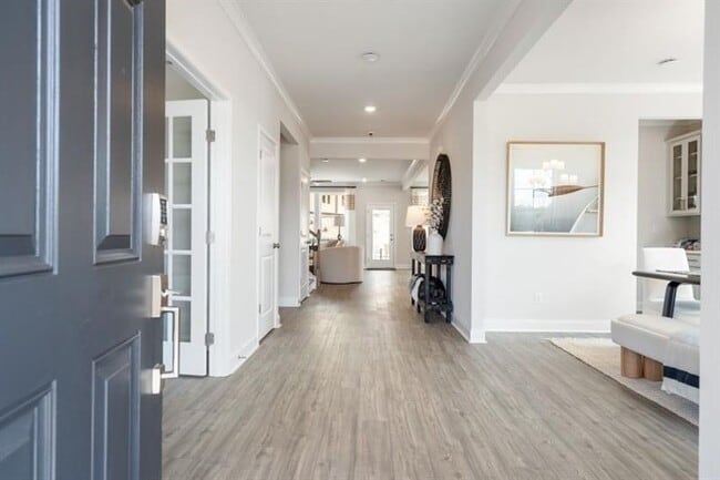 Building Photo - 6180 Misty Hill Ln