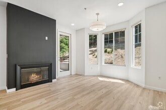 Building Photo - 200 Caldecott Ln