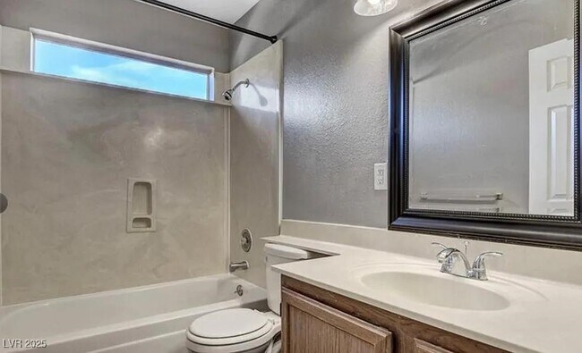 Foto del edificio - 7720 Leavorite Dr