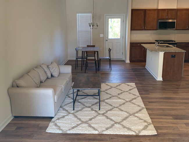 Building Photo - Room in Townhome on Whitesell Way