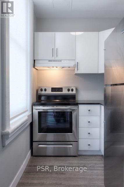 Photo du bâtiment - 205-205 Gerrard St E