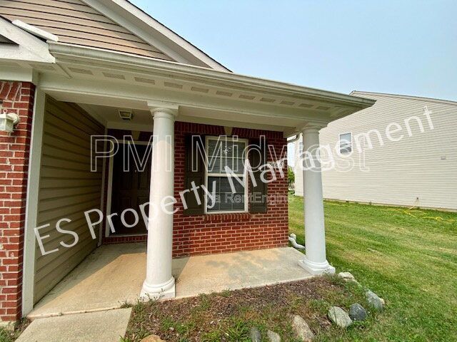 Building Photo - 5650 Loudon Dr
