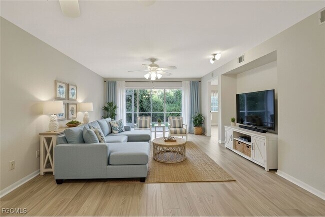 Building Photo - 292 Belina Dr