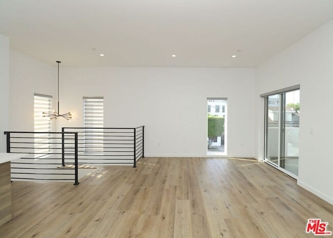 Building Photo - 4601 Pickford St