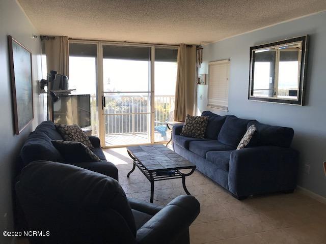 Building Photo - 1403 S Lake Park Blvd