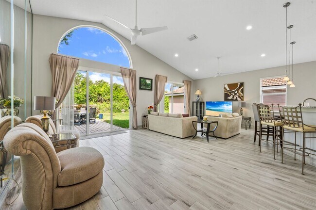 Foto del edificio - 3198 SE Carrick Green Ct