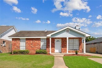241 River Village Dr