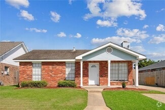 Building Photo - 241 River Village Dr