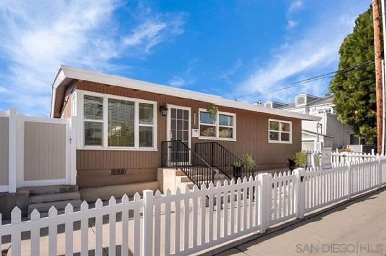Primary Photo - Pacific Beach