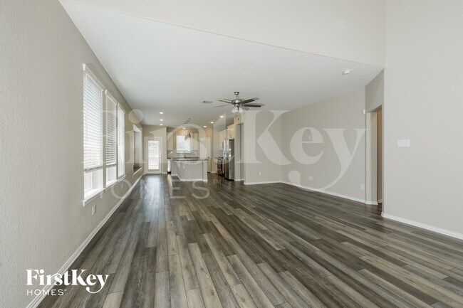 Building Photo - 29884 Dovetail Blf Ln