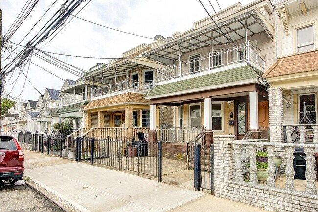 Foto del edificio - 101-40 112th St