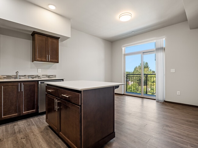 Building Photo - The Lux