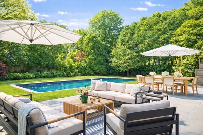 Building Photo - 68 Mill Hill Ln