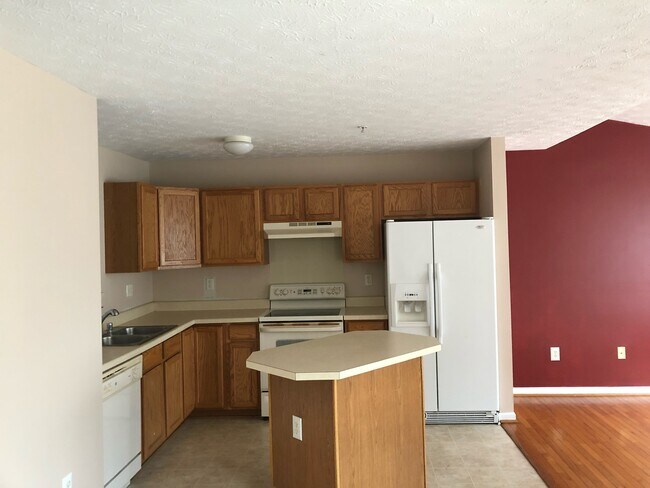 Kitchen - 2009 Amber Way
