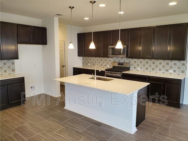 Foto del edificio - 2003 Tasmanian Tiger Trace