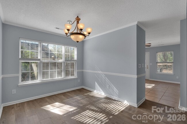 Building Photo - 6340 S Bend Ln