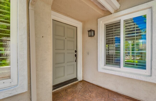 Foto del edificio - 1098 Torrey Pines Rd