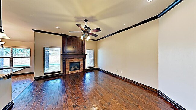 Foto del edificio - 13532 Gentry Dr