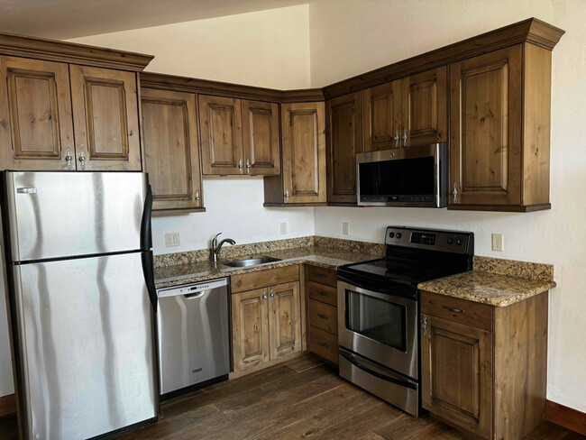 Building Photo - 80 Mule Deer Ct