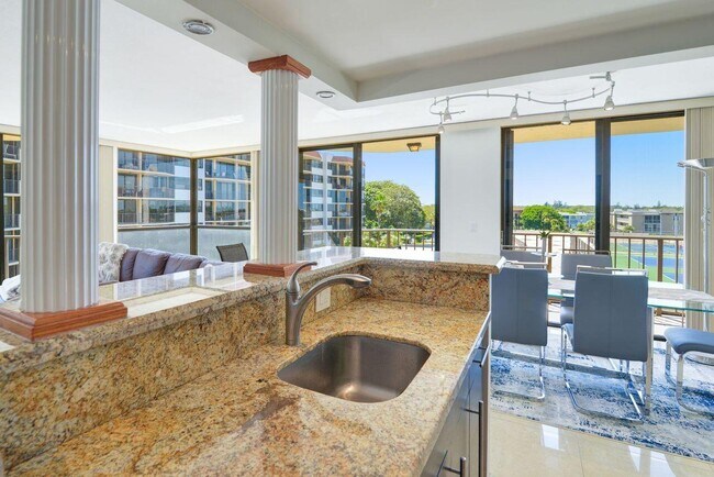 Foto del edificio - 899 Jeffery St