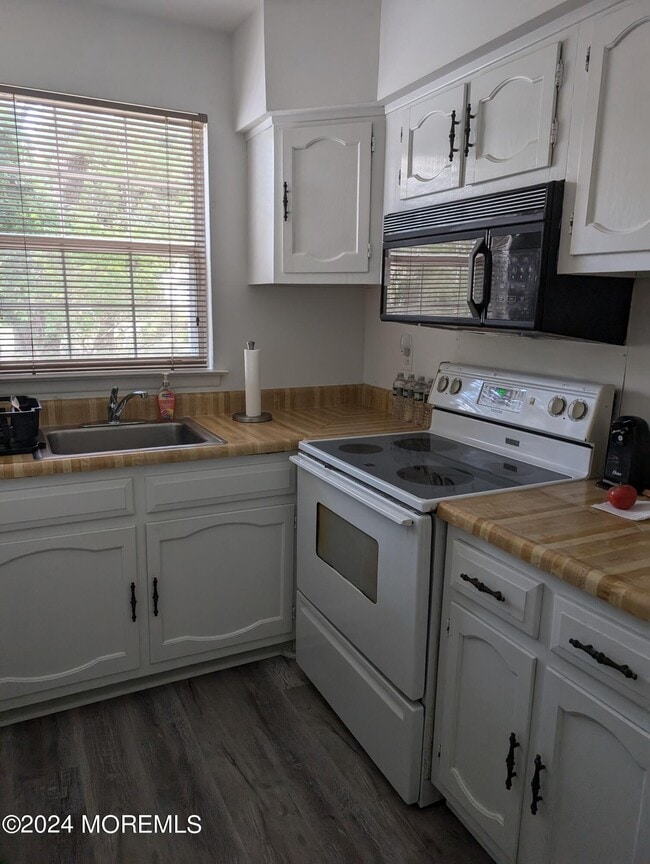 Building Photo - 4C Bristol St